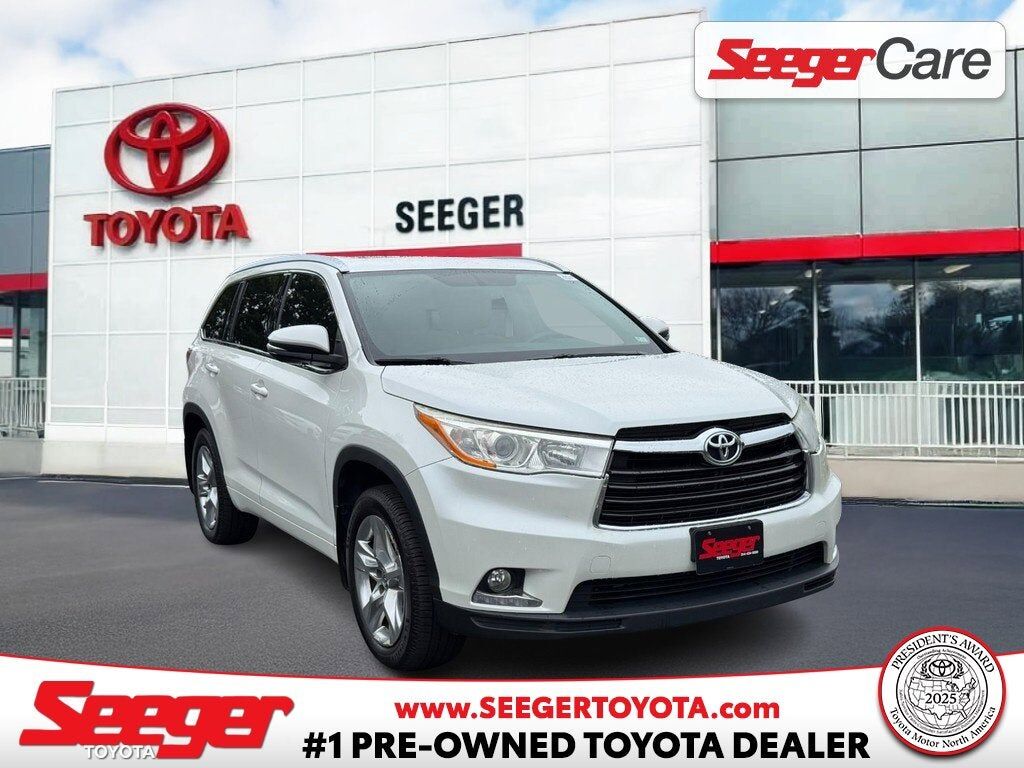 2016 TOYOTA Highlander