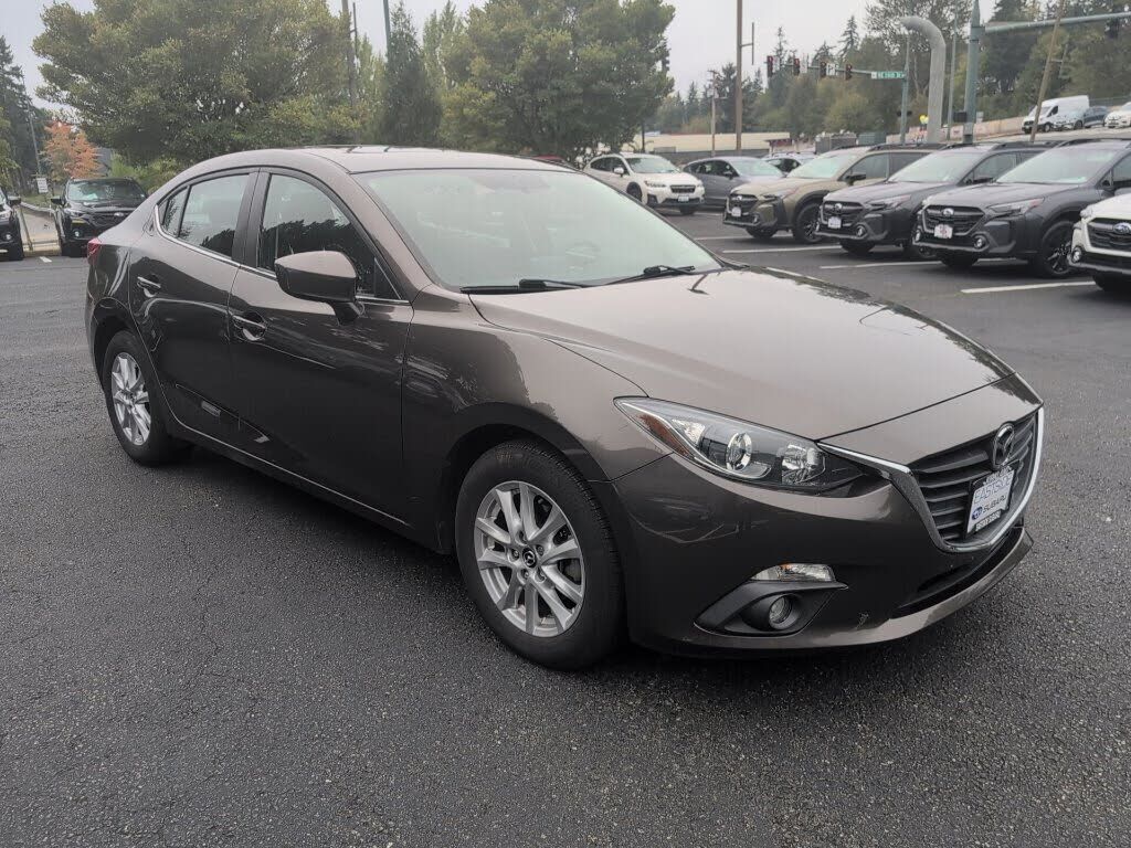 2016 MAZDA Mazda3