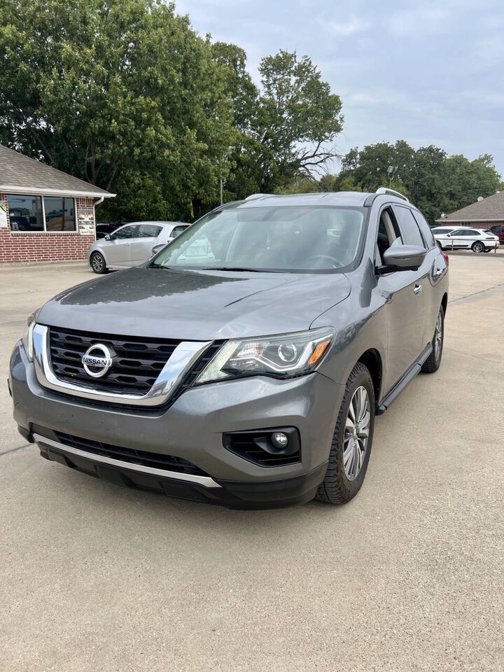 2020 NISSAN Pathfinder