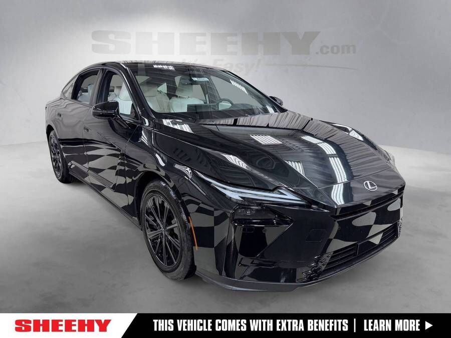 2026 LEXUS ES
