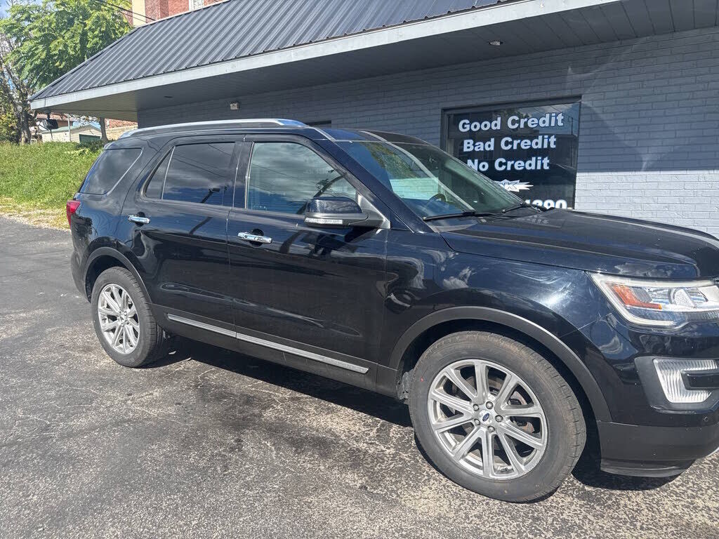 2017 FORD Explorer