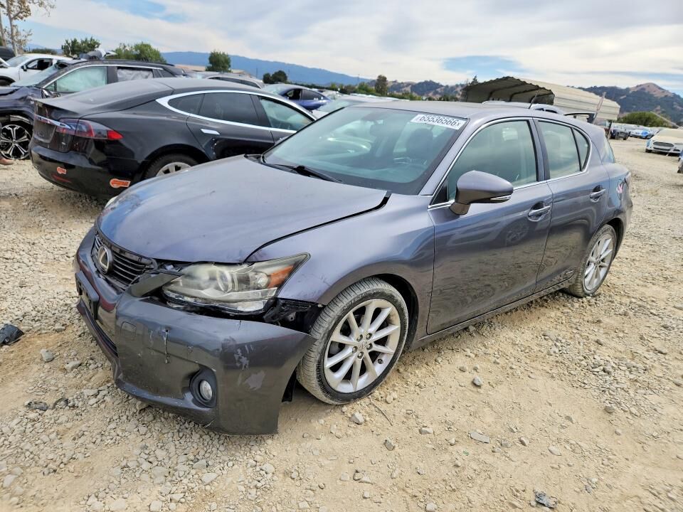 2013 LEXUS CT