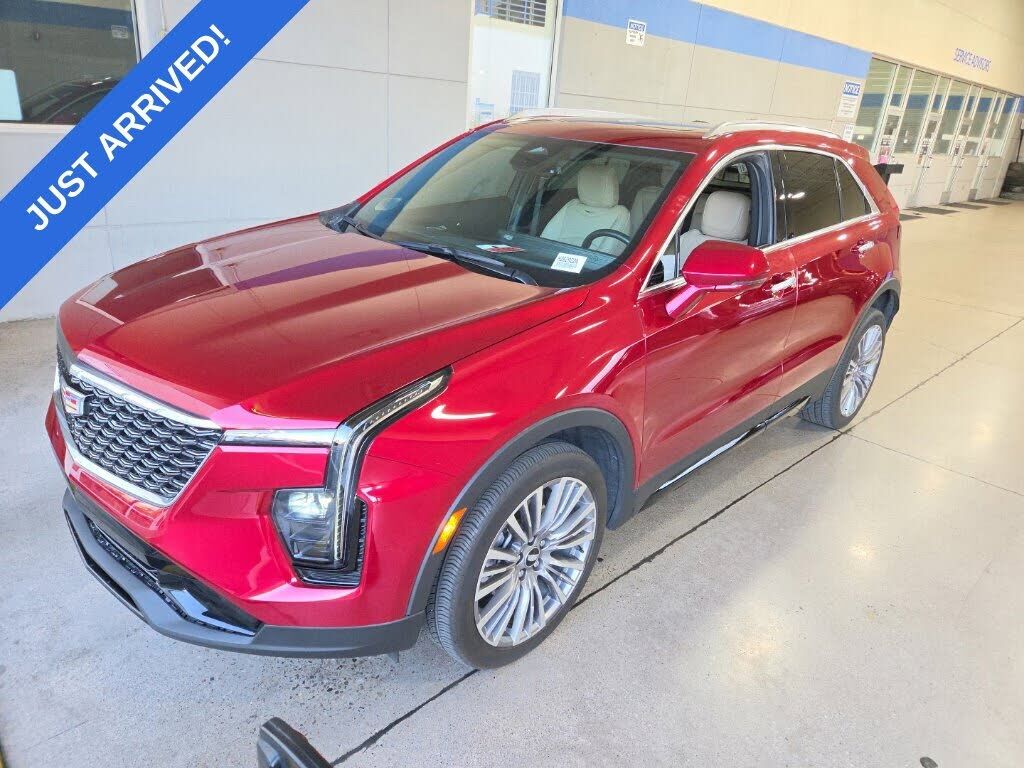 2024 CADILLAC XT4