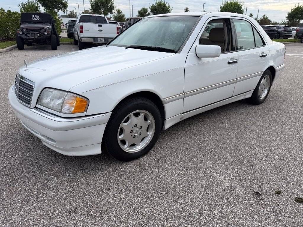 2000 MERCEDES-BENZ C-Class