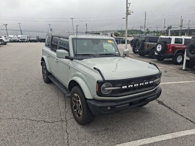 2024 FORD Bronco