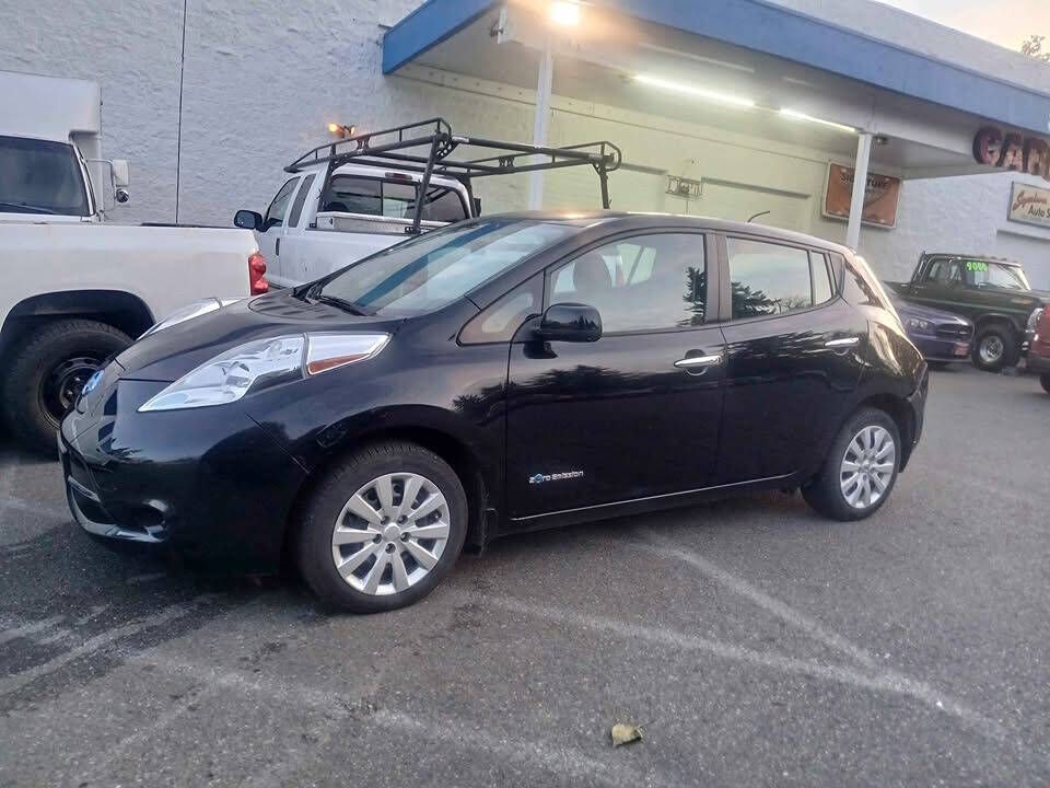 2016 NISSAN Leaf