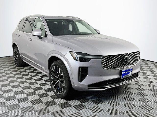 2026 VOLVO XC90