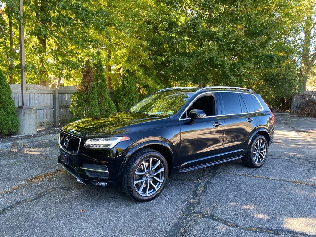 2017 VOLVO XC90