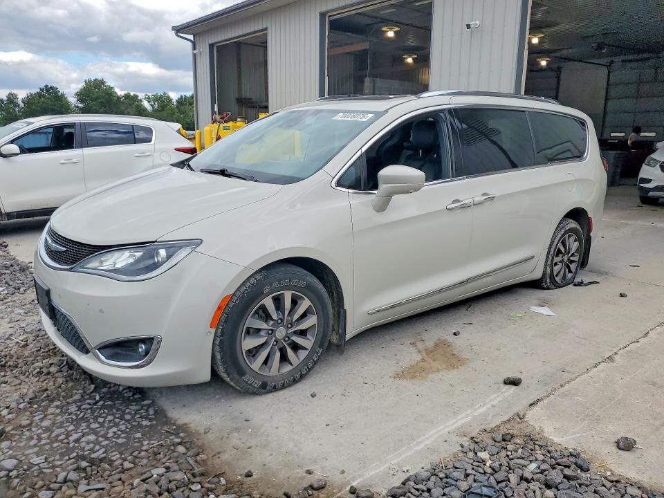 2019 CHRYSLER Pacifica