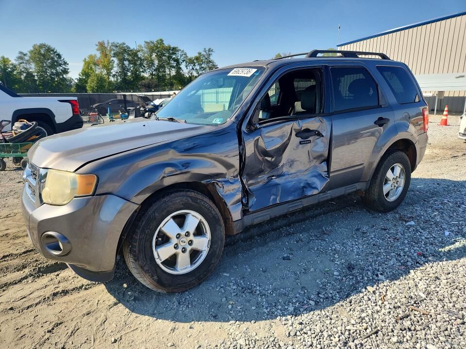 2009 FORD Escape