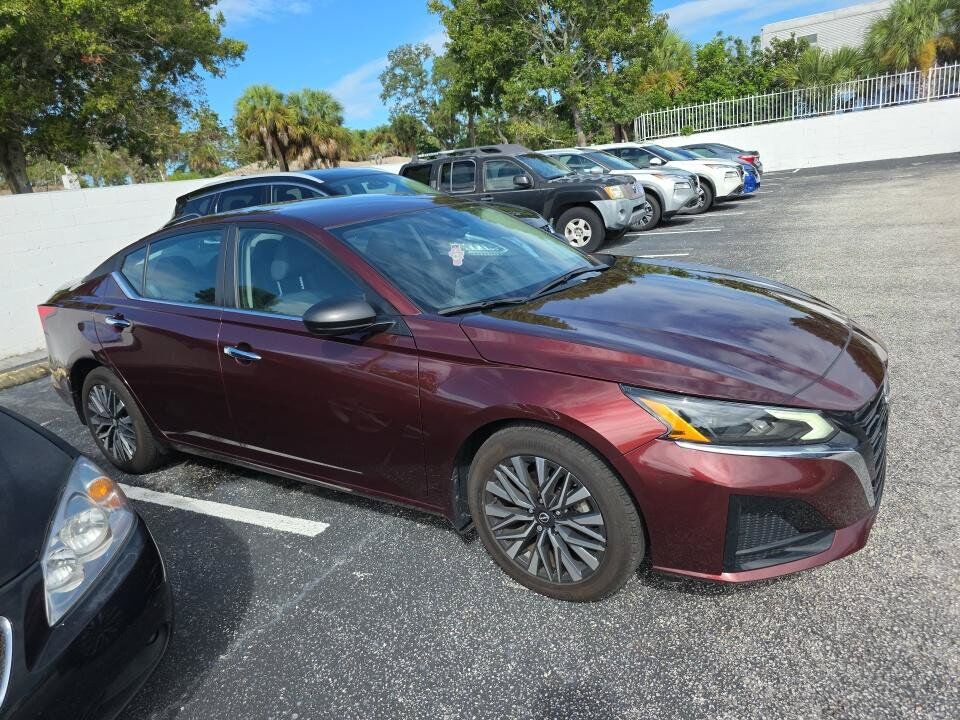 2024 NISSAN Altima