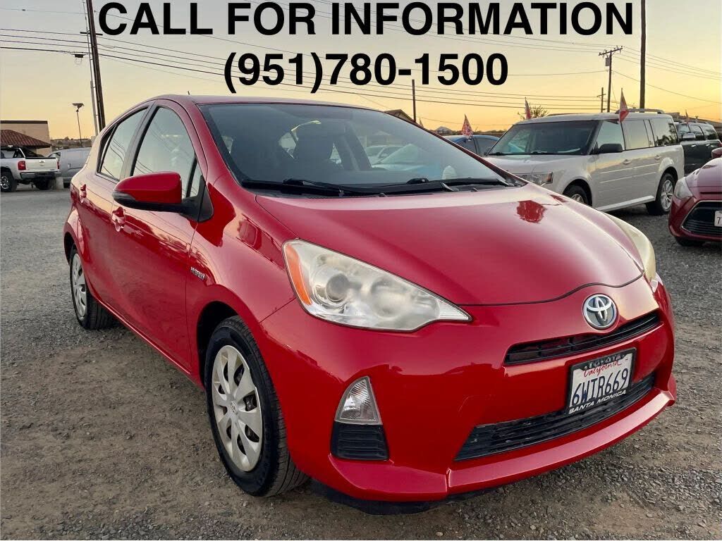 2012 TOYOTA Prius