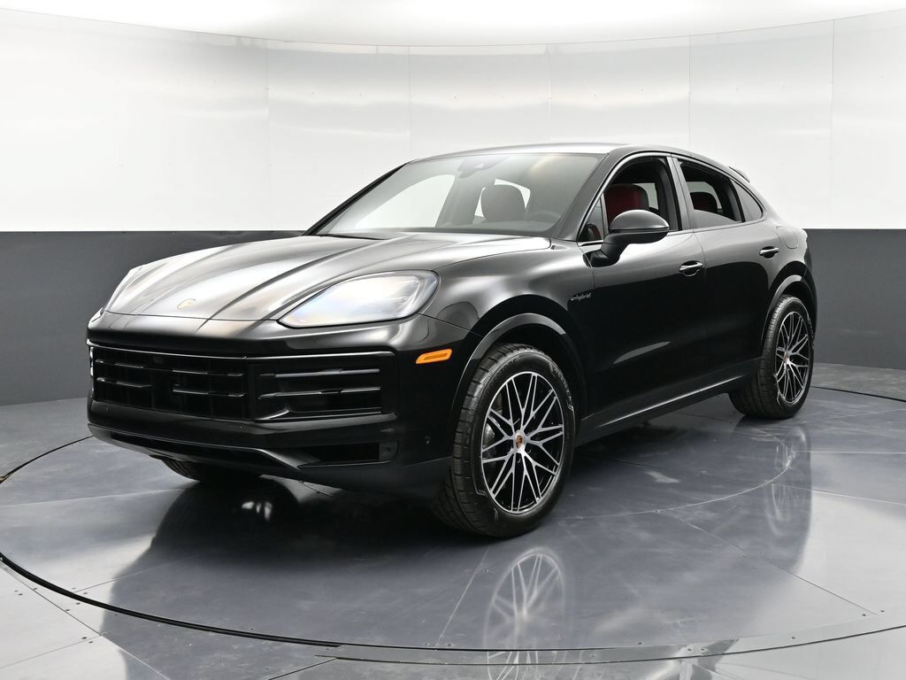 2026 PORSCHE Cayenne