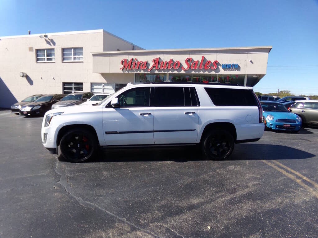 2018 CADILLAC Escalade ESV