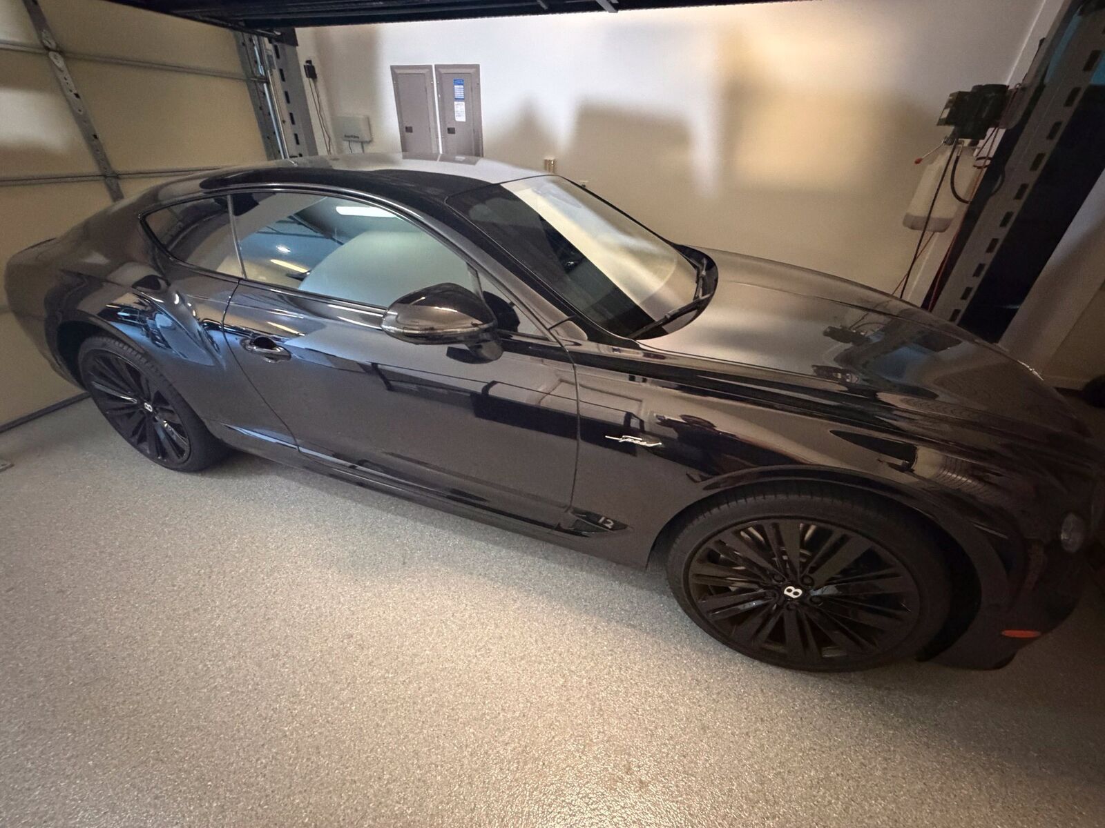 2023 BENTLEY Continental