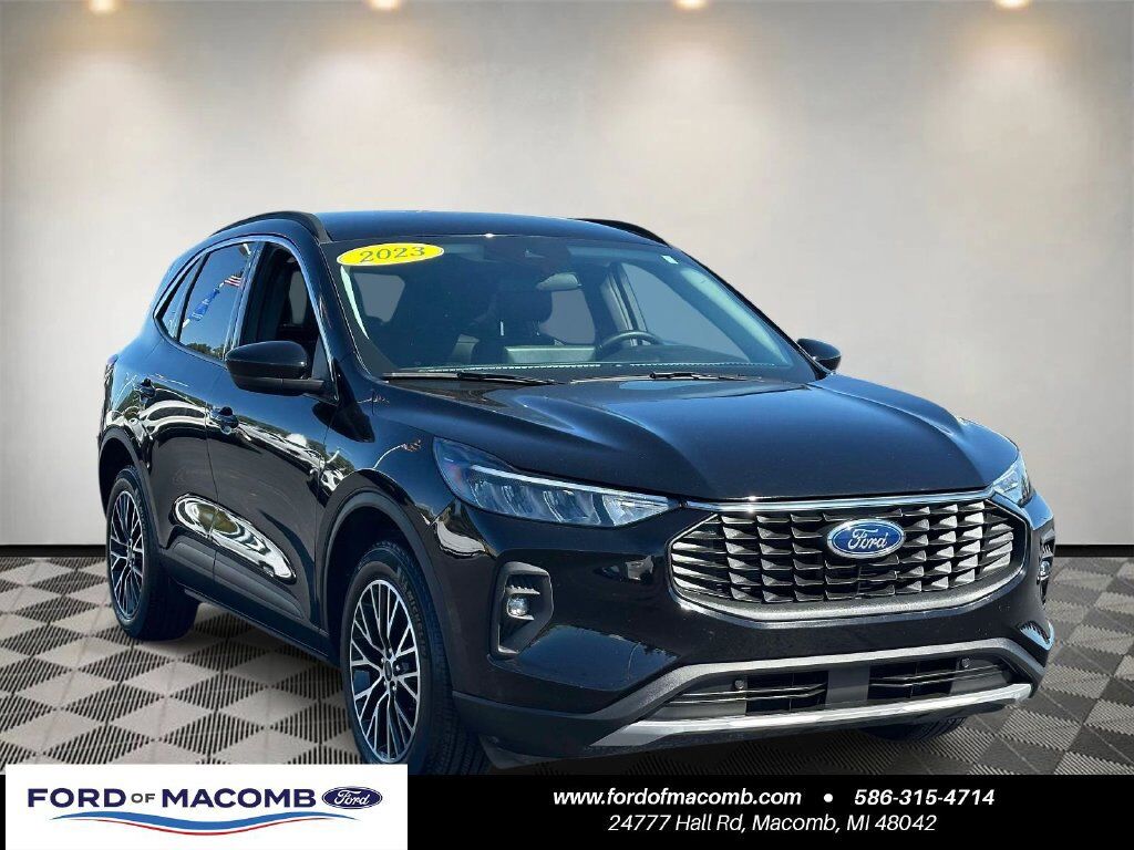 2023 FORD Escape