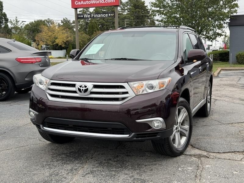 2011 TOYOTA Highlander
