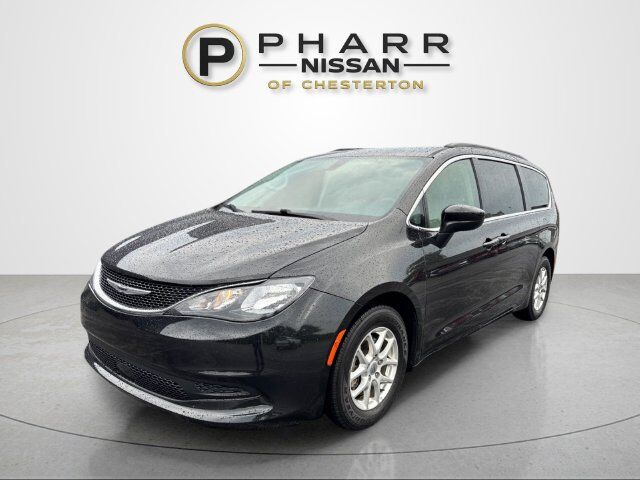 2021 CHRYSLER Voyager
