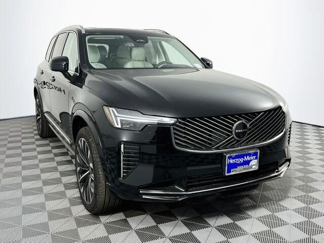 2026 VOLVO XC90