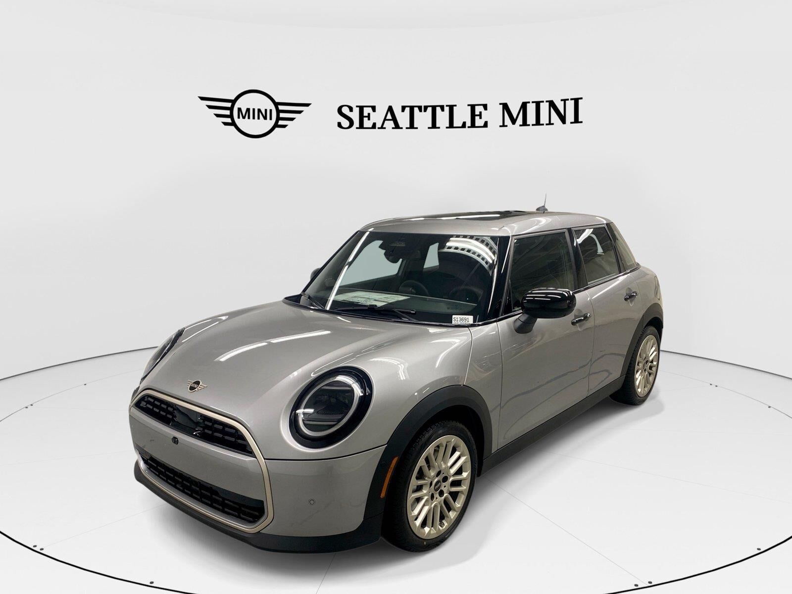 2027 MINI Hardtop