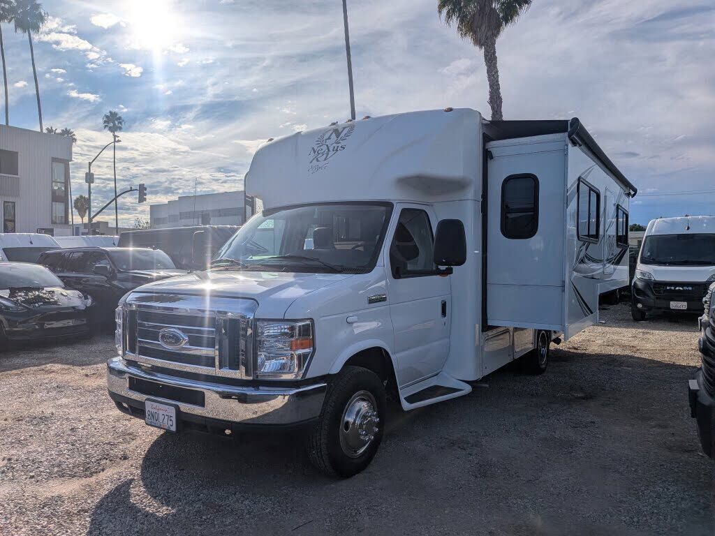 2018 FORD E-350