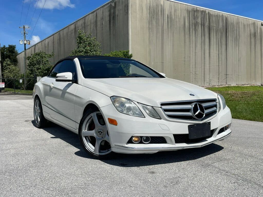 2011 MERCEDES-BENZ E-Class