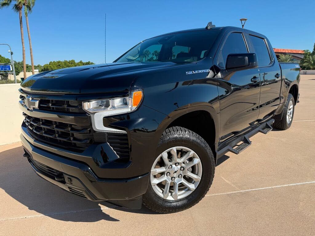 2023 CHEVROLET Silverado