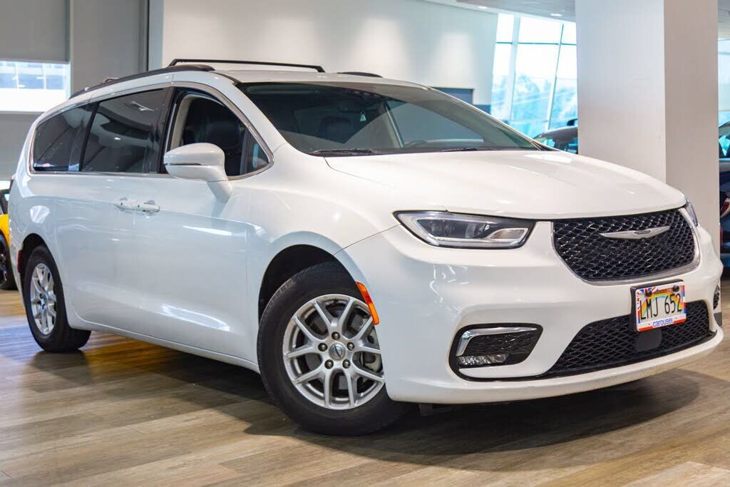 2022 CHRYSLER Pacifica