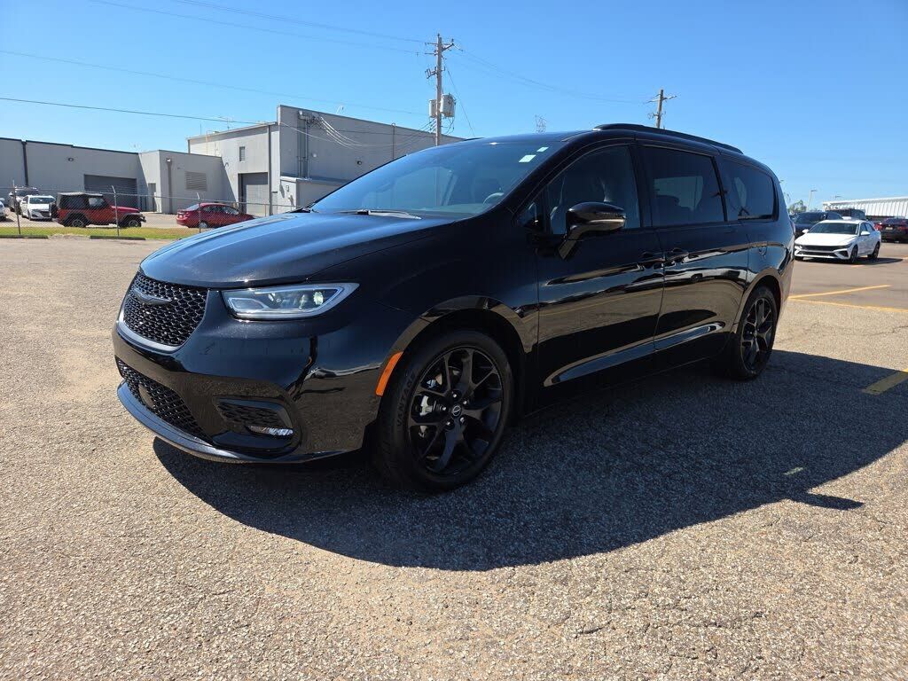 2026 CHRYSLER Pacifica