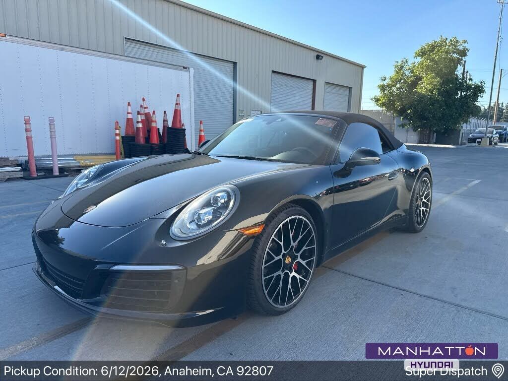 2017 PORSCHE 911