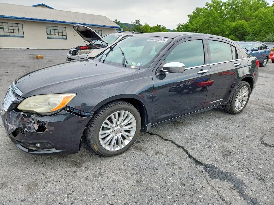 2011 CHRYSLER 200
