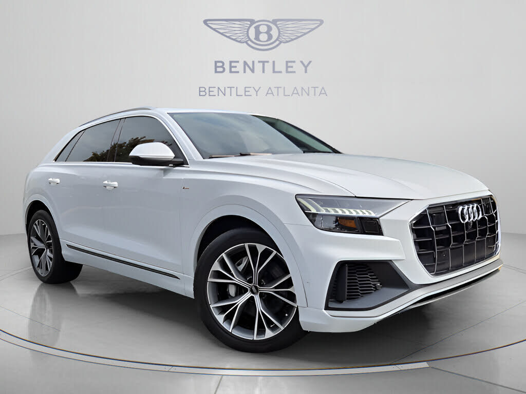 2021 AUDI Q8