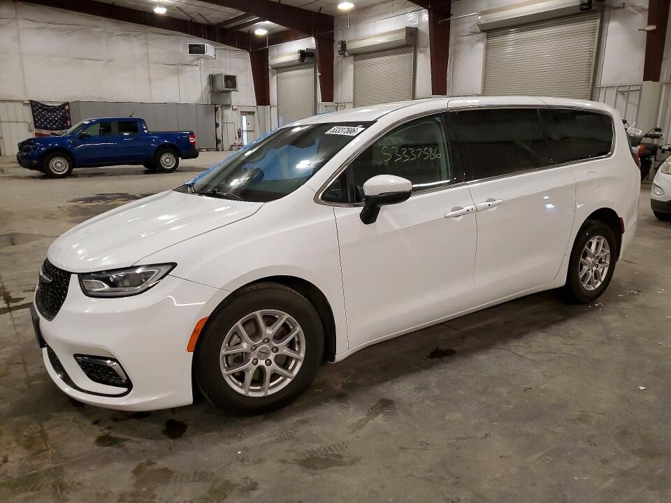 2023 CHRYSLER Pacifica