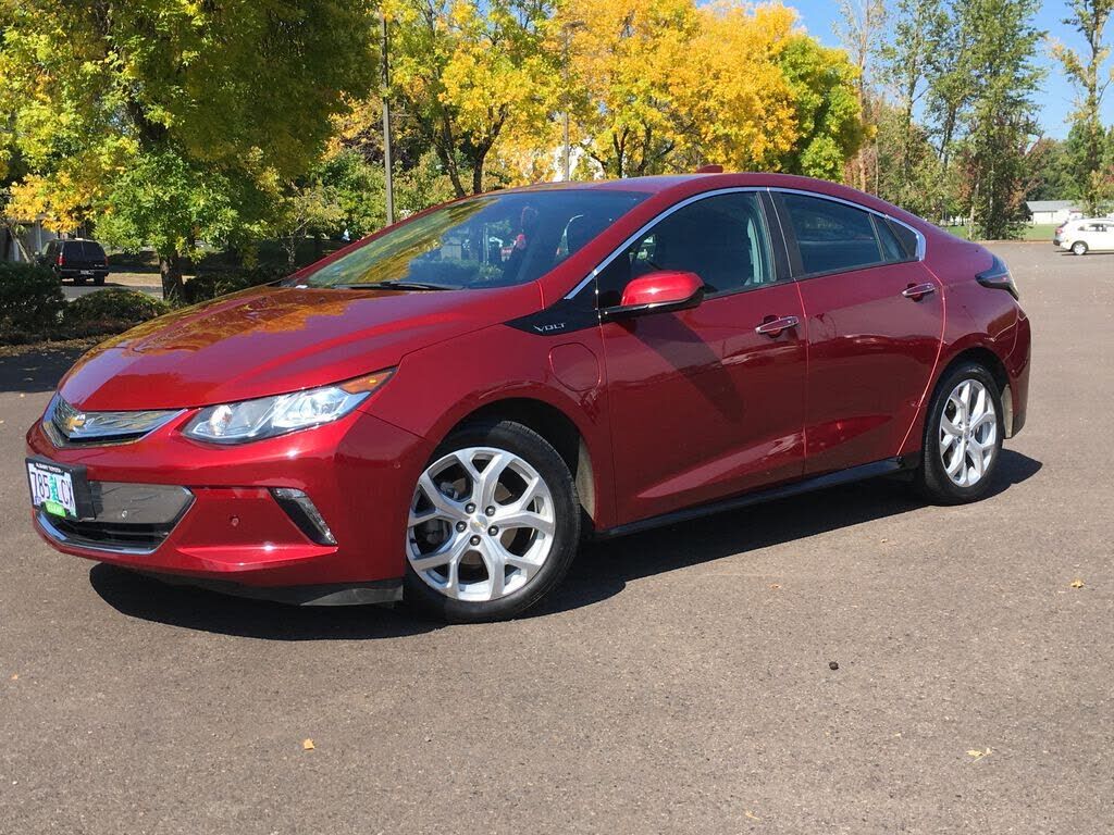 2018 CHEVROLET Volt