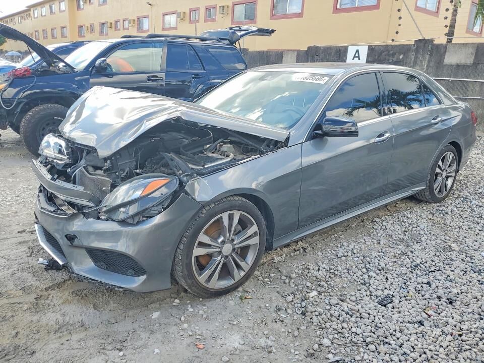2016 MERCEDES-BENZ E-Class
