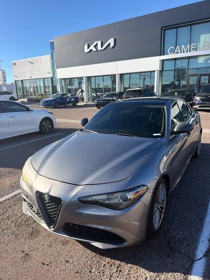 2017 ALFA ROMEO Giulia