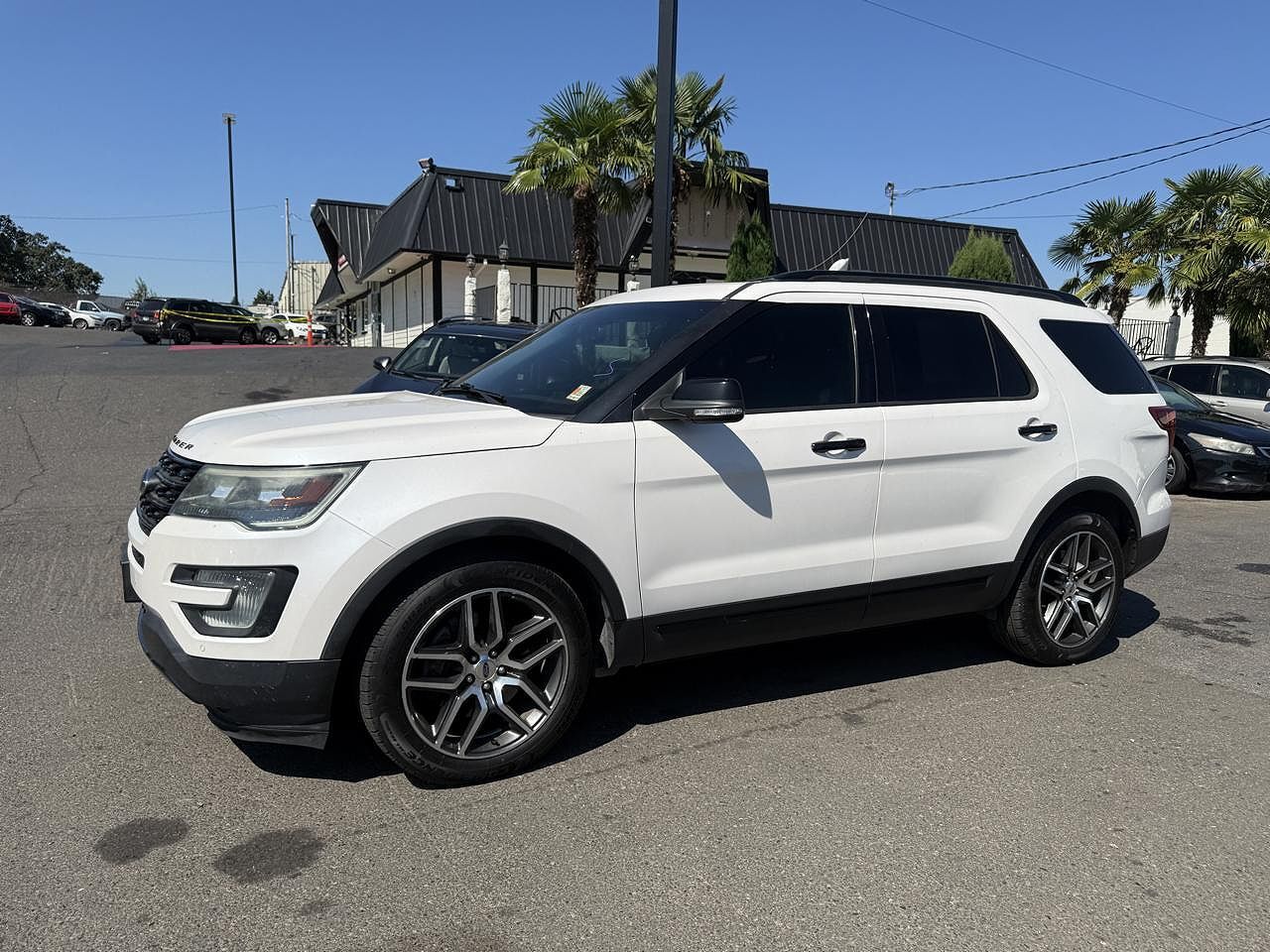 2017 FORD Explorer