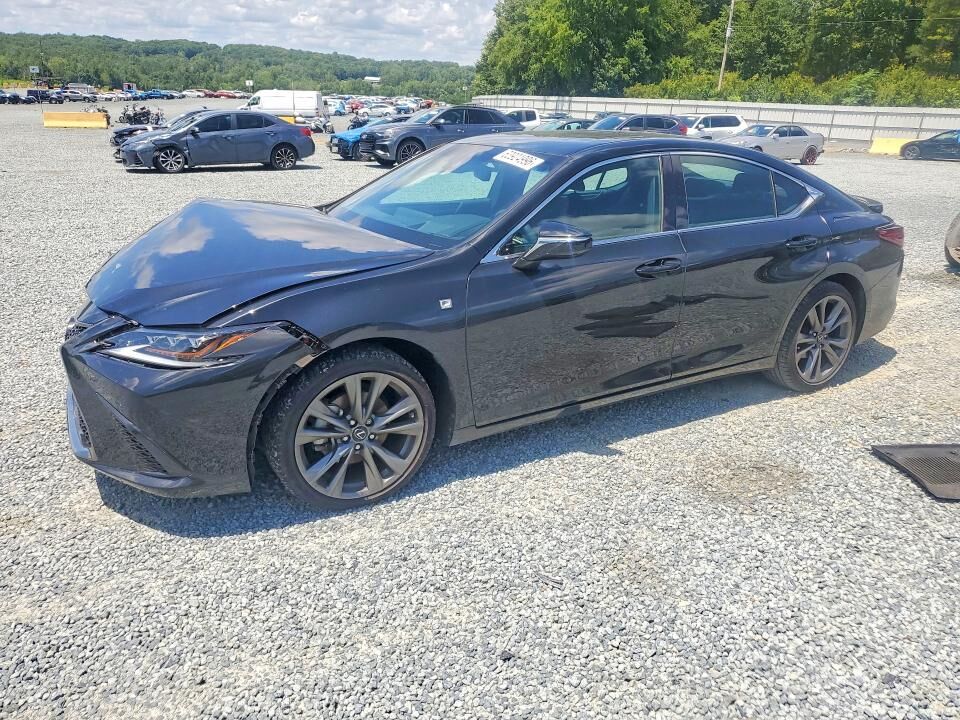 2021 LEXUS ES