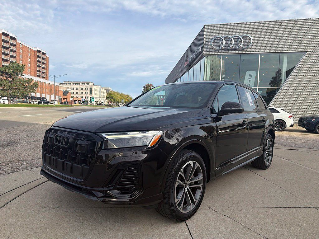 2025 AUDI Q7