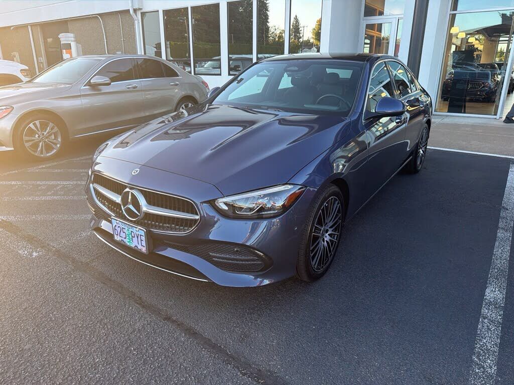 2024 MERCEDES-BENZ C-Class
