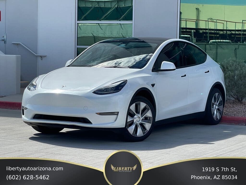 2023 TESLA Model Y