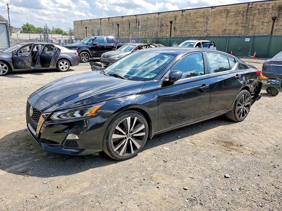2021 NISSAN Altima