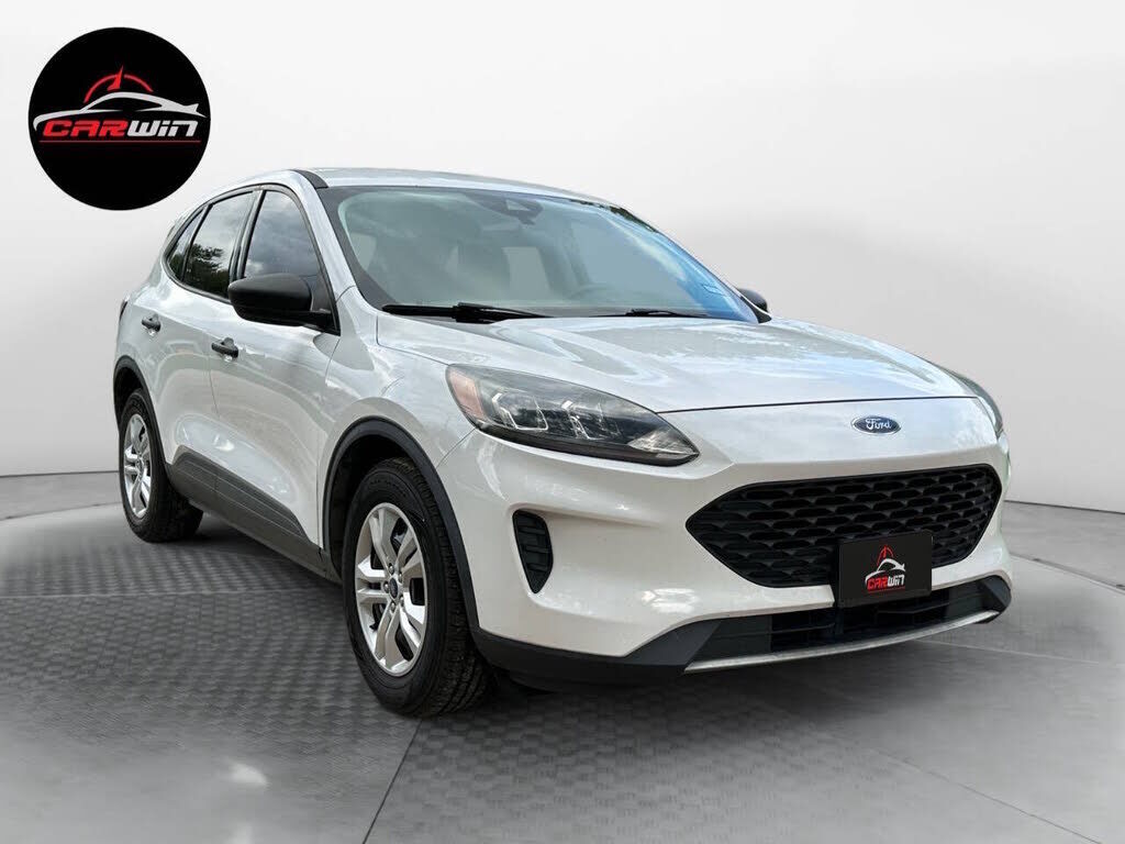 2022 FORD Escape