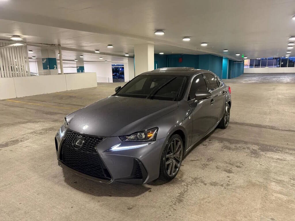 2020 LEXUS IS
