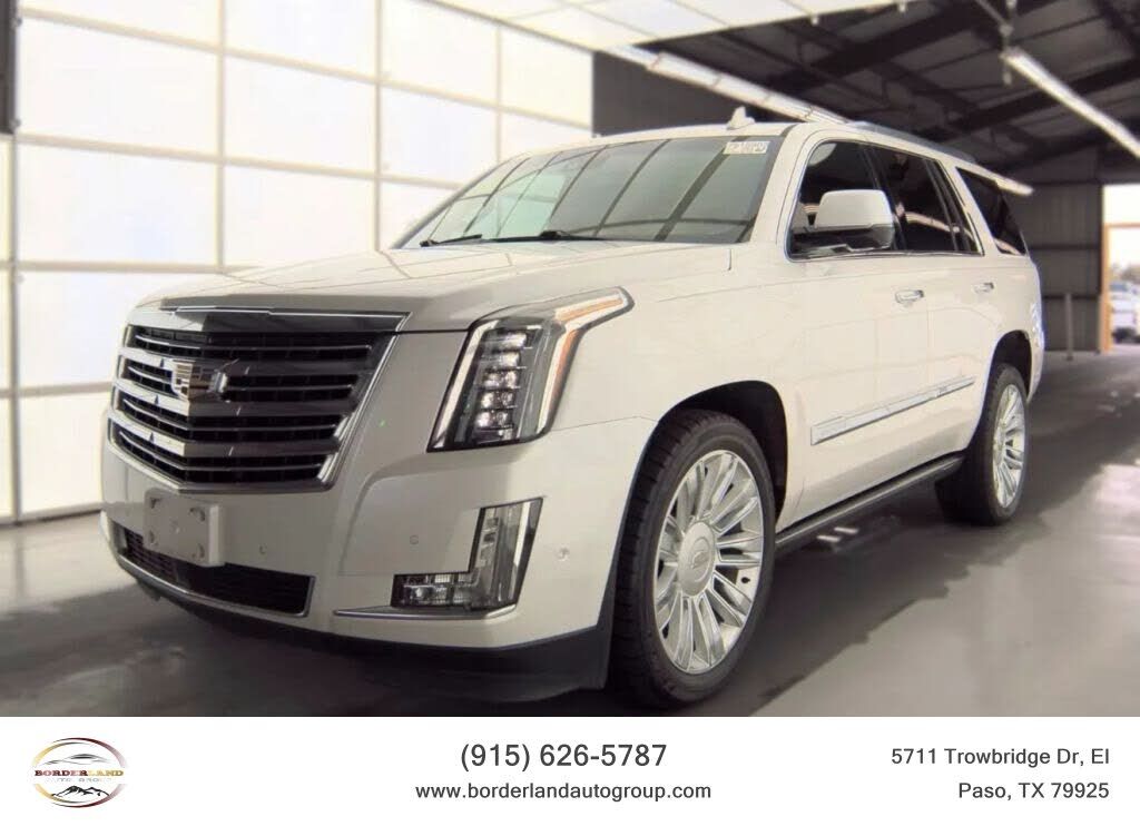 2017 CADILLAC Escalade