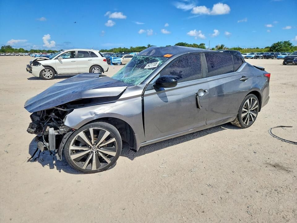 2020 NISSAN Altima