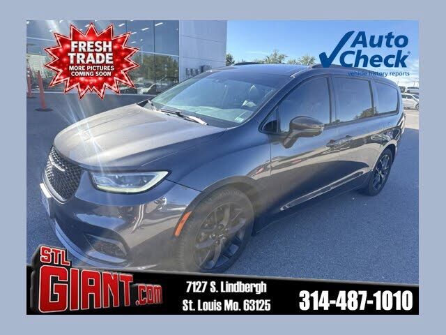 2021 CHRYSLER Pacifica
