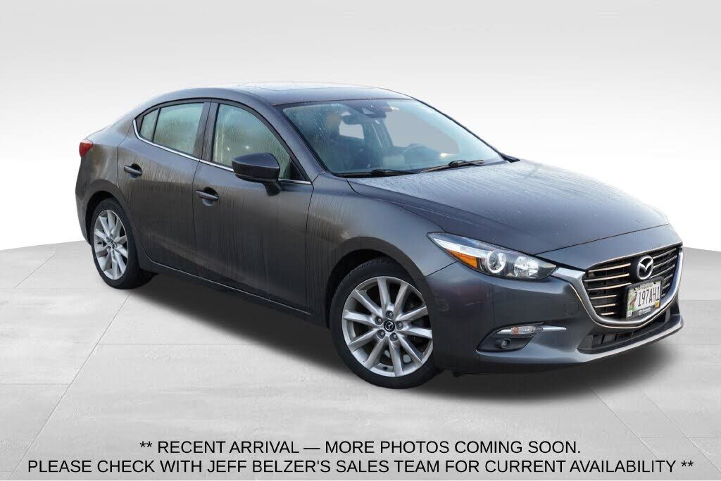 2017 MAZDA Mazda3