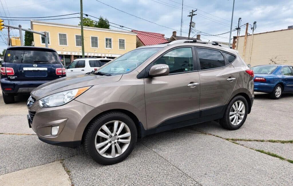 2012 HYUNDAI Tucson