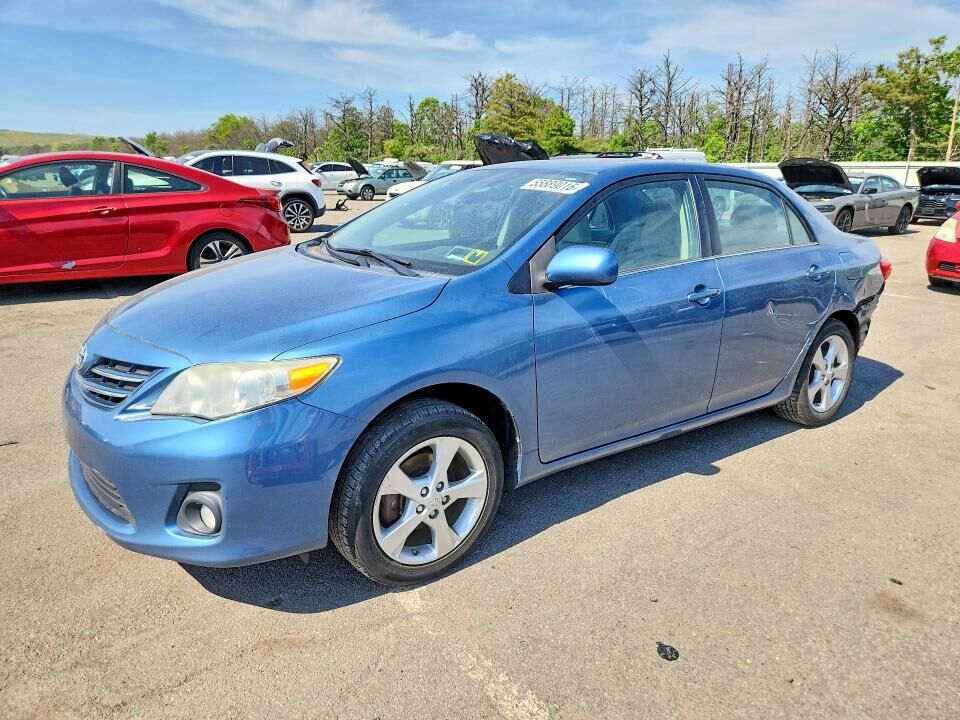 2013 TOYOTA Corolla